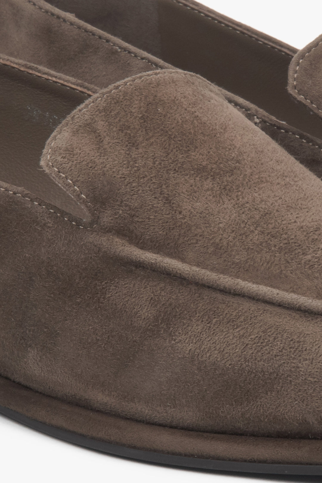 Brown loafers made of soft genuine velour Estro – detail close-up.