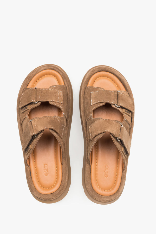 Women’s brown platform slide sandals made of genuine velour by Estro – top view.