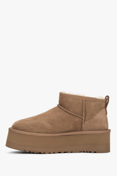 Made of genuine velour — brown women’s snow boots with a thick sole and fur lining, Estro.