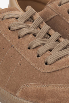 Women’s sneakers made of brown genuine velour by Estro – details.