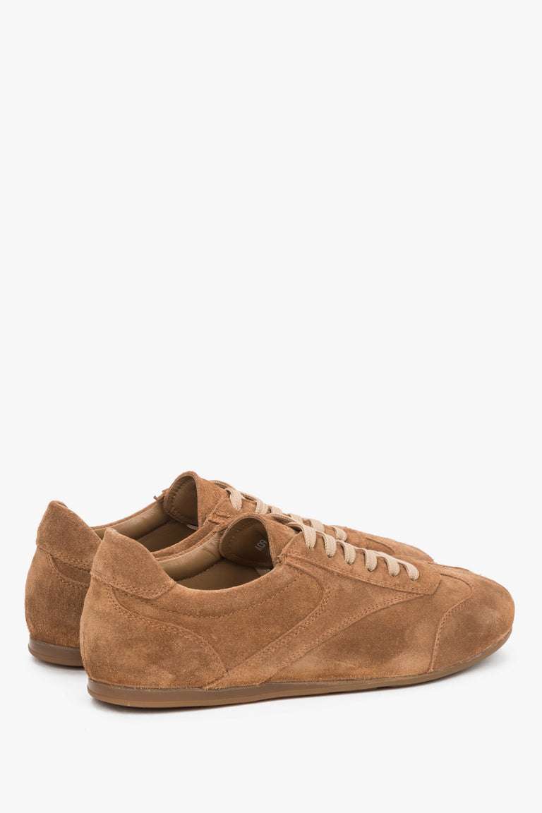 Women's caramel sneakers made of Premium natural Italian velour by Estro.