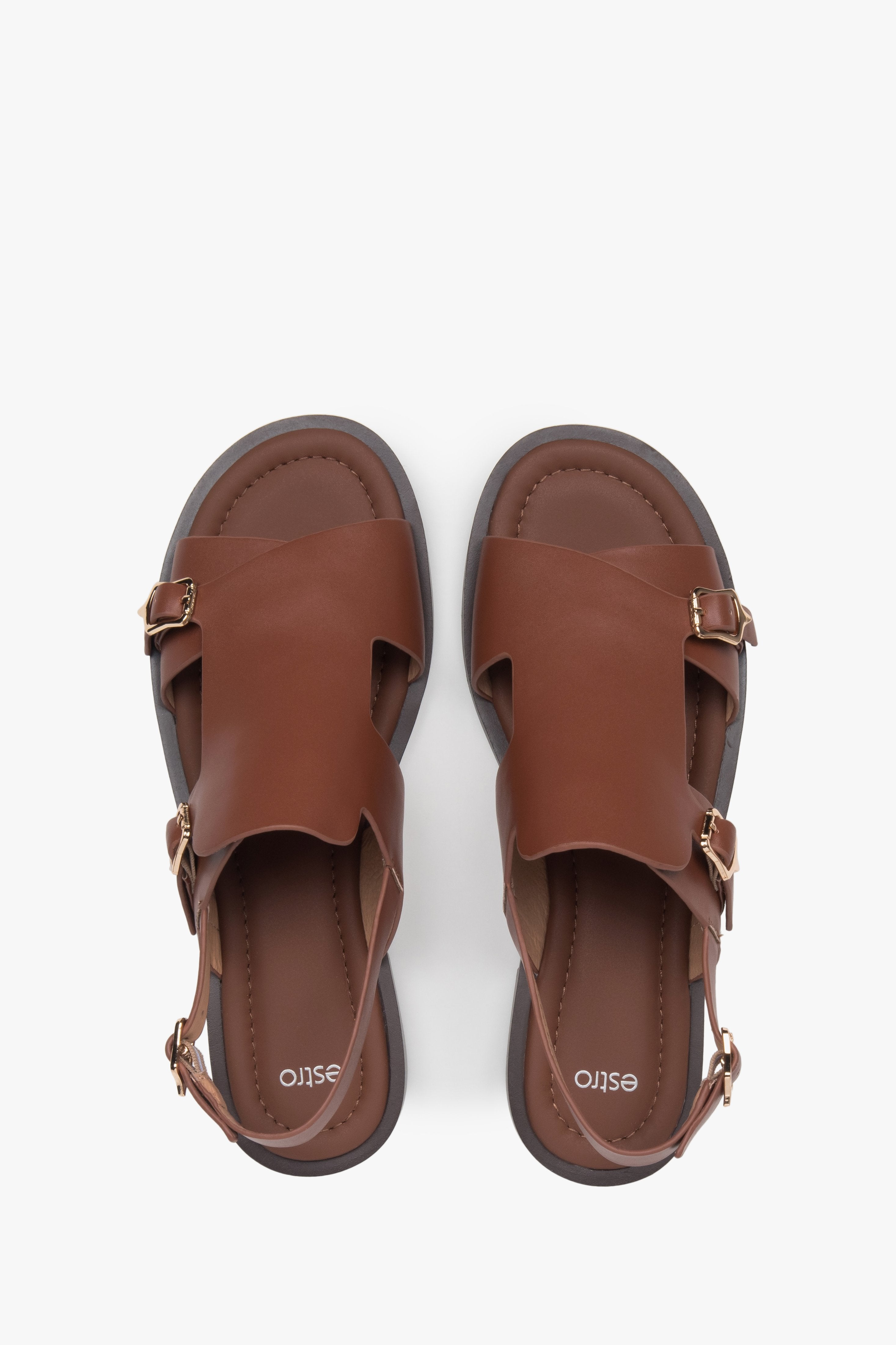 Women’s closed-toe sandals, brown, on a flat sole, in genuine leather, Estro.