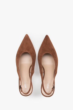 Elegant brown velour slingback shoes for women.
