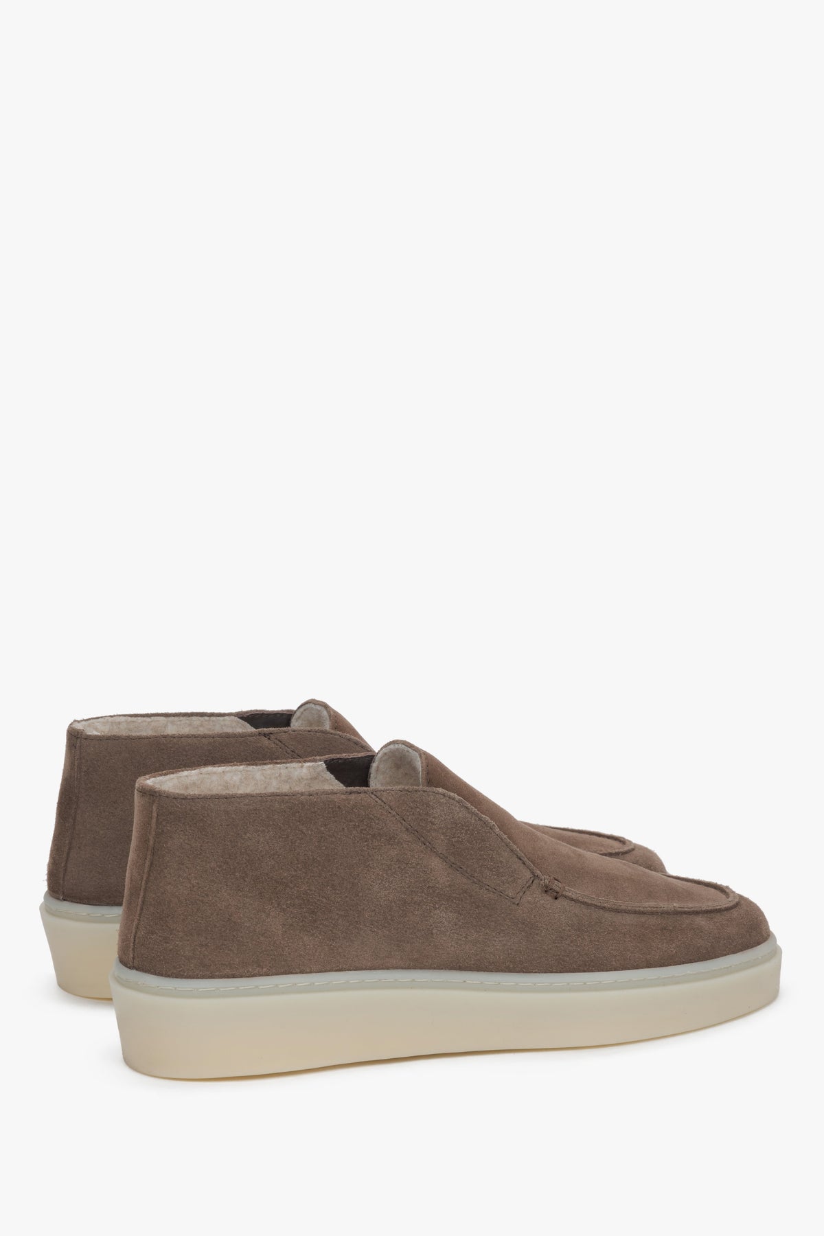 Women's brown winter loafers made of premium Italian velour with fur lining Estro.