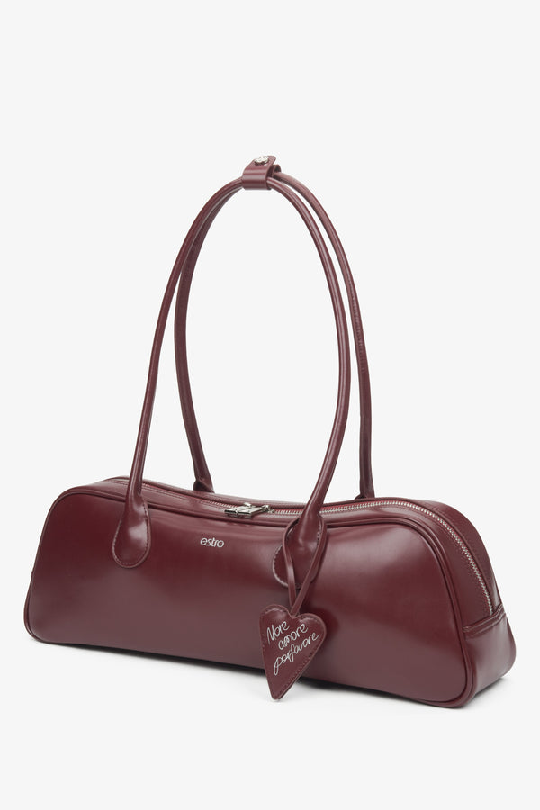 Estro – a women's burgundy leather shoulder bag with long handles.
