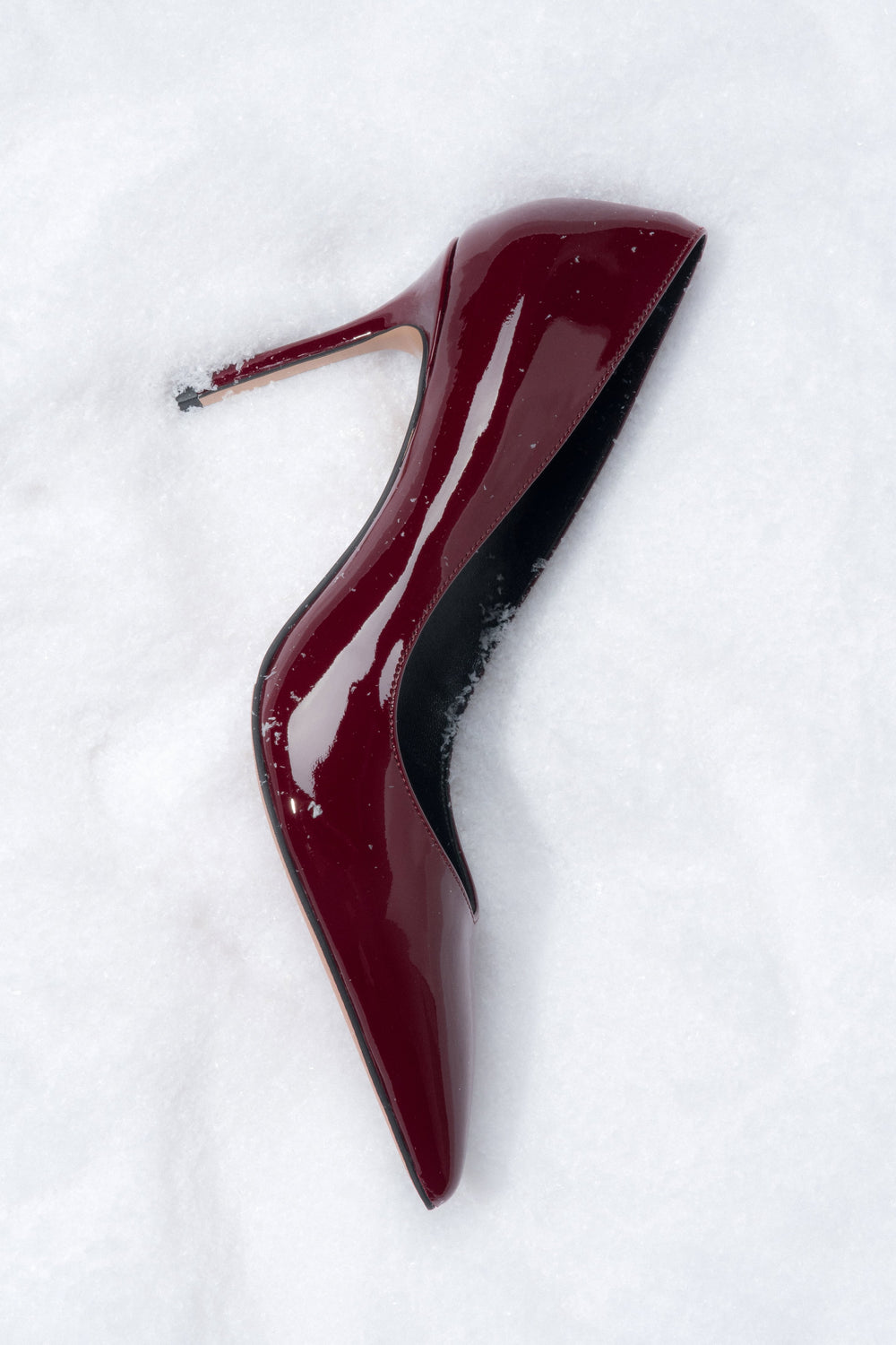Women’s Burgundy High Heels Pumps made of Patent Leather Estro ER00118465.