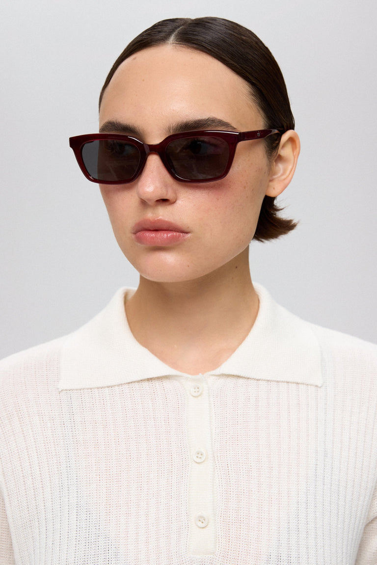 Women's Burgundy Rectangular Thick Frame Sunglasses Estro ER00117549.