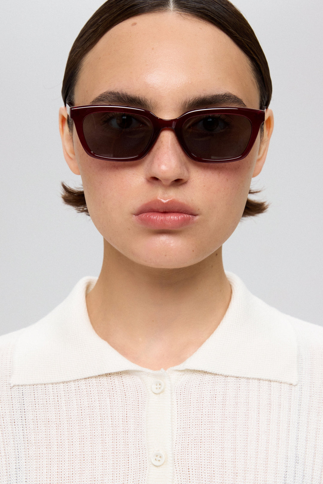 Thick rectangular frame burgundy sunglasses Estro.