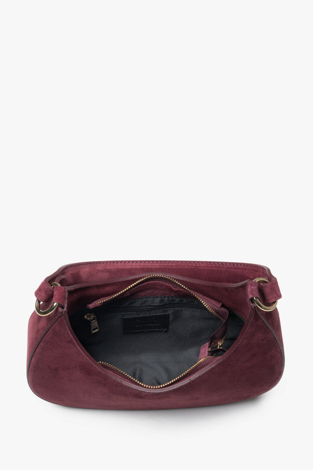 Spacious interior with textile lining, one compartment, and a practical pocket for everyday essentials.