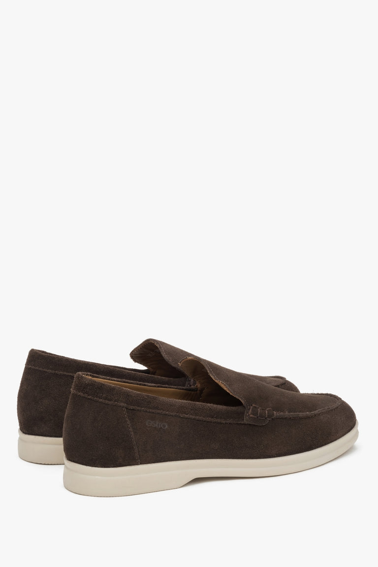 Dark brown women’s suede loafers by Estro – close-up of the heel counter and side vamp.