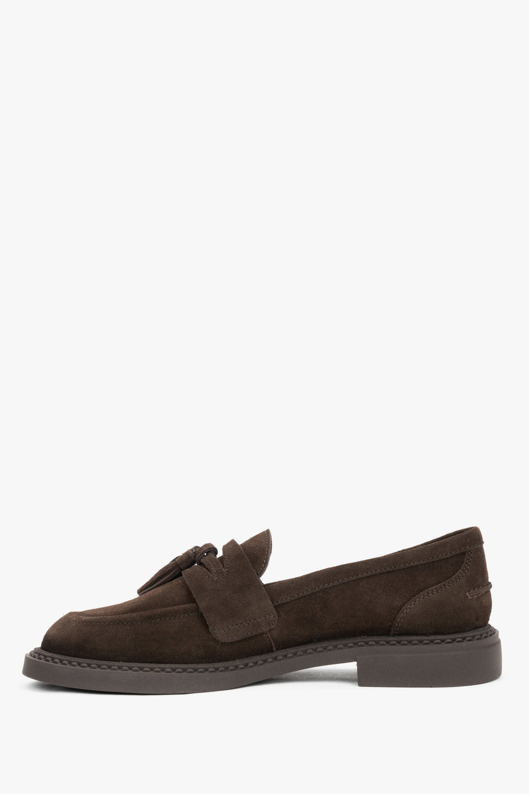 Women’s tassel loafers in chocolate brown, made from premium genuine Italian velour by Estro.