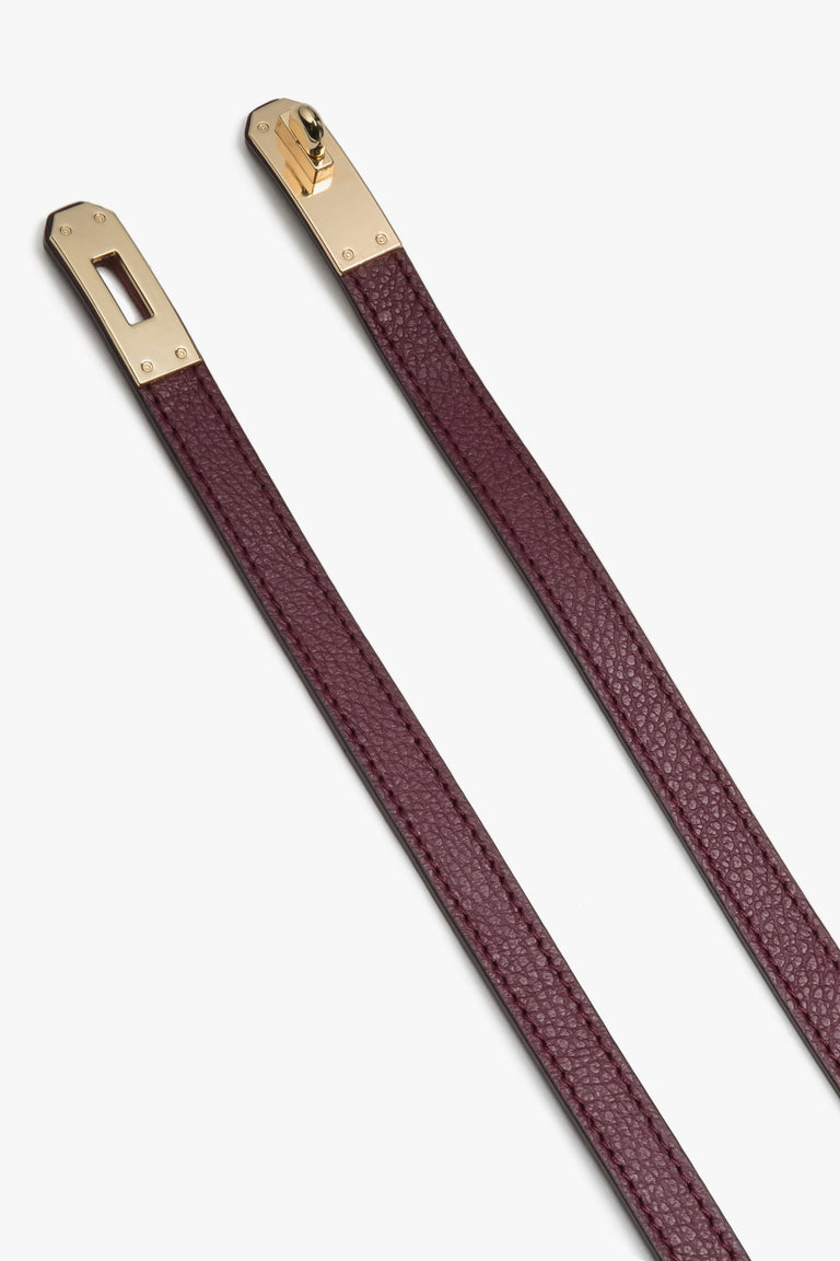 Women’s classic burgundy belt in premium Italian genuine leather by Estro.