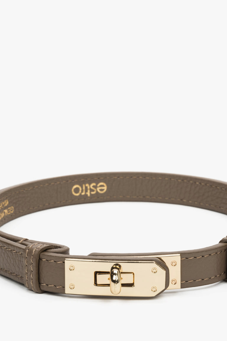 Women’s classic taupe belt made from premium Italian genuine leather, Estro.