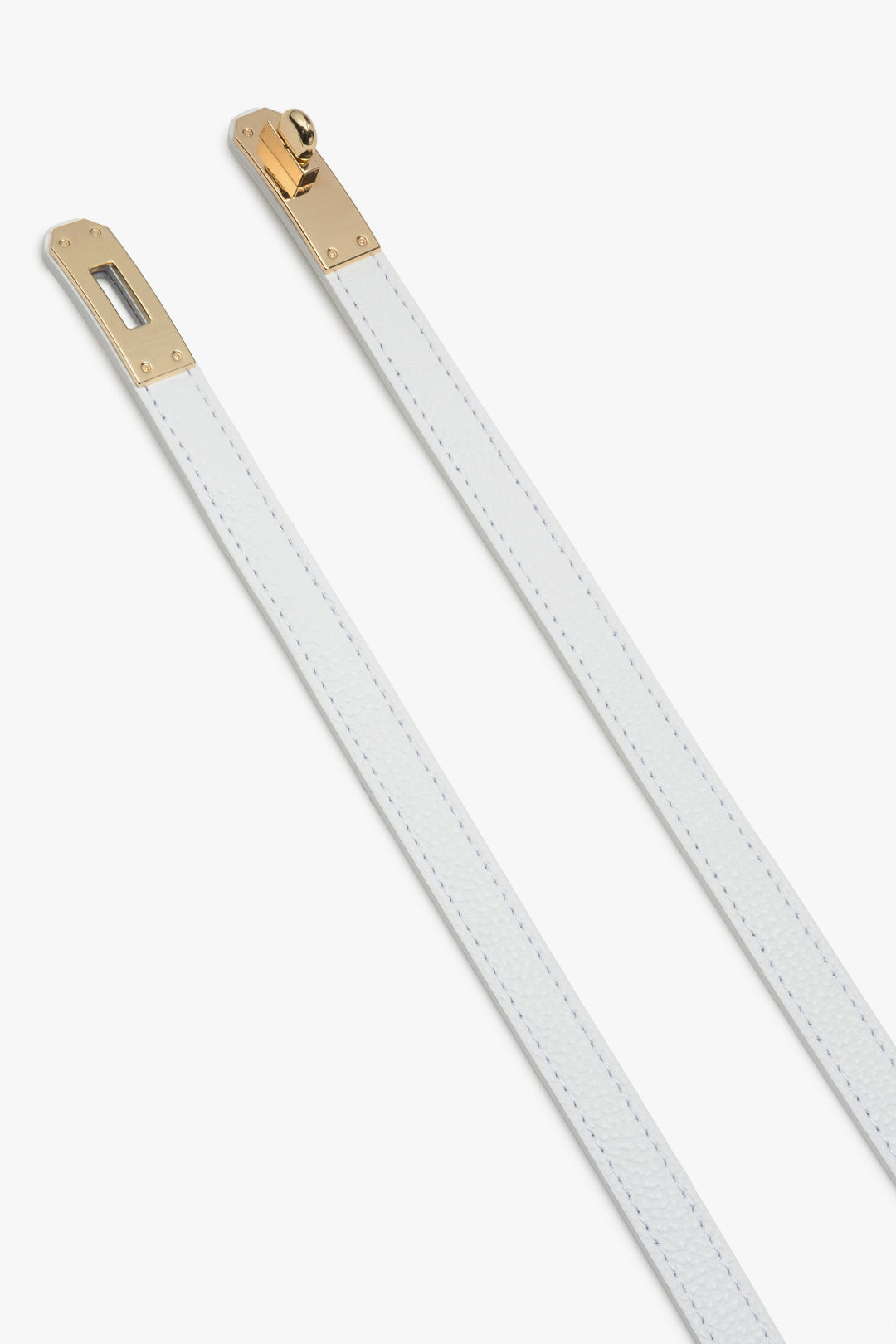 Women’s classic white belt in premium Italian genuine leather by Estro.