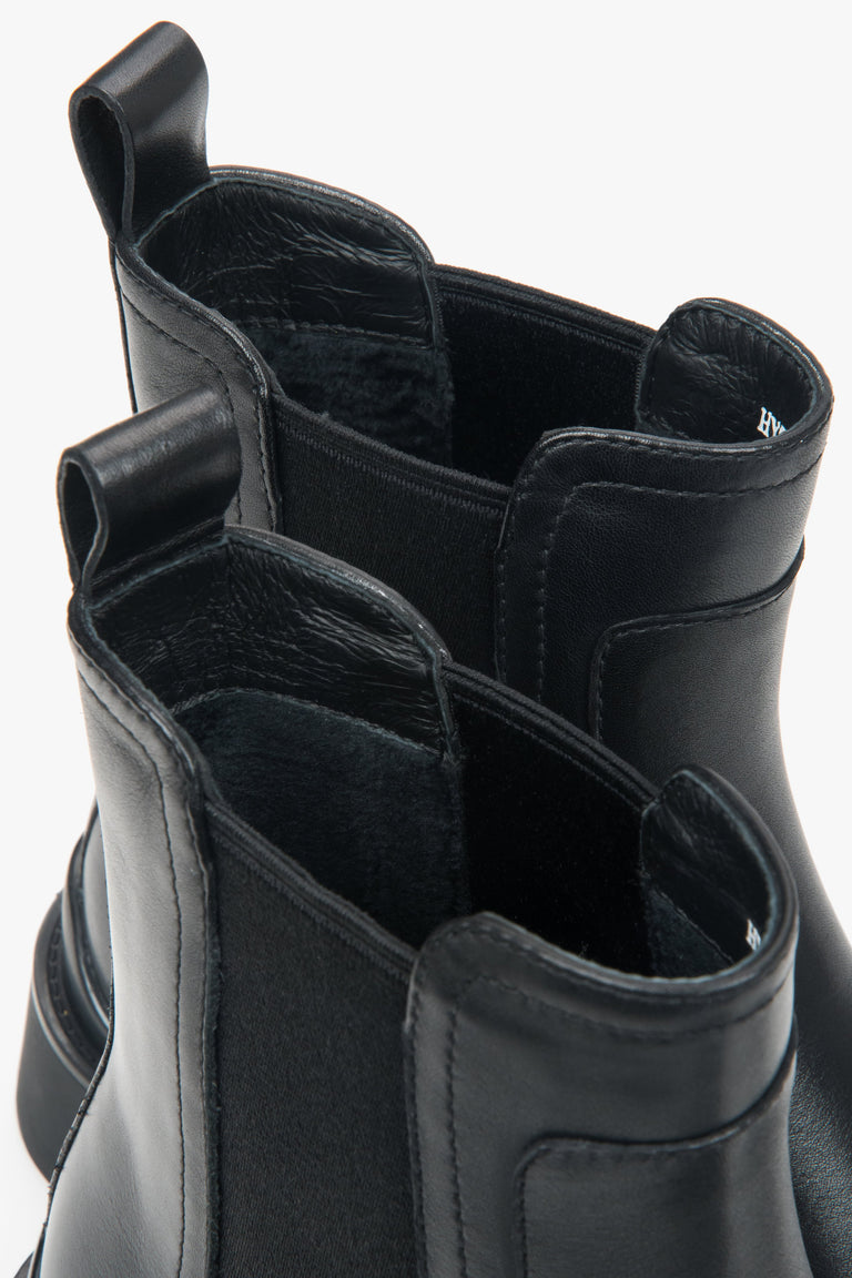 Women's black classic Chelsea boots by Estro with light insulation.

