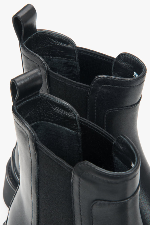 Women's black classic Chelsea boots by Estro with light insulation.


