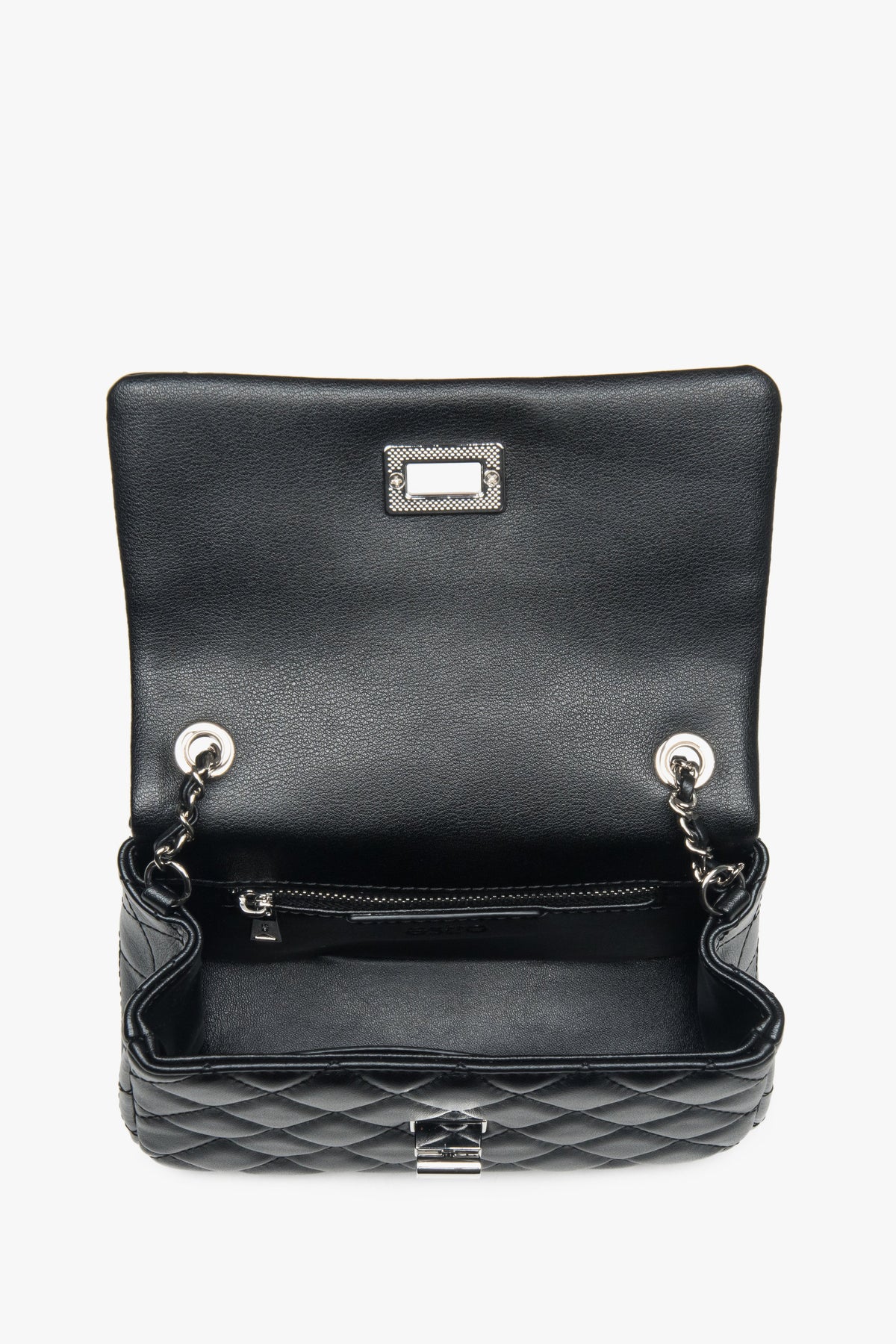 Women's black quilted handbag with silver chain, Estro.