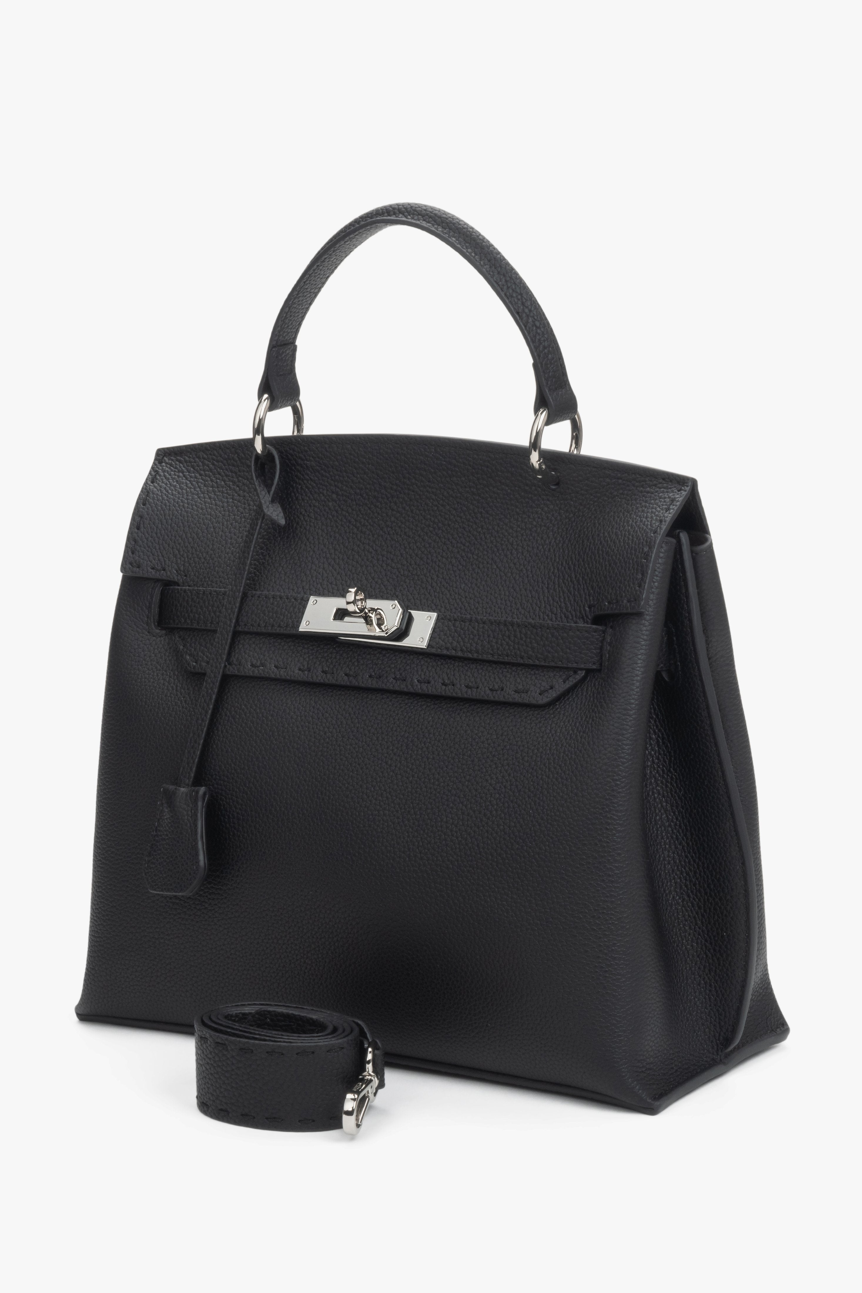 Black leather satchel bag for women, elegant and versatile, Estro.