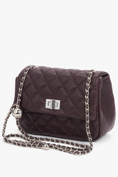 Estro - women's classic burgundy quilted shoulder bag with silver chain.