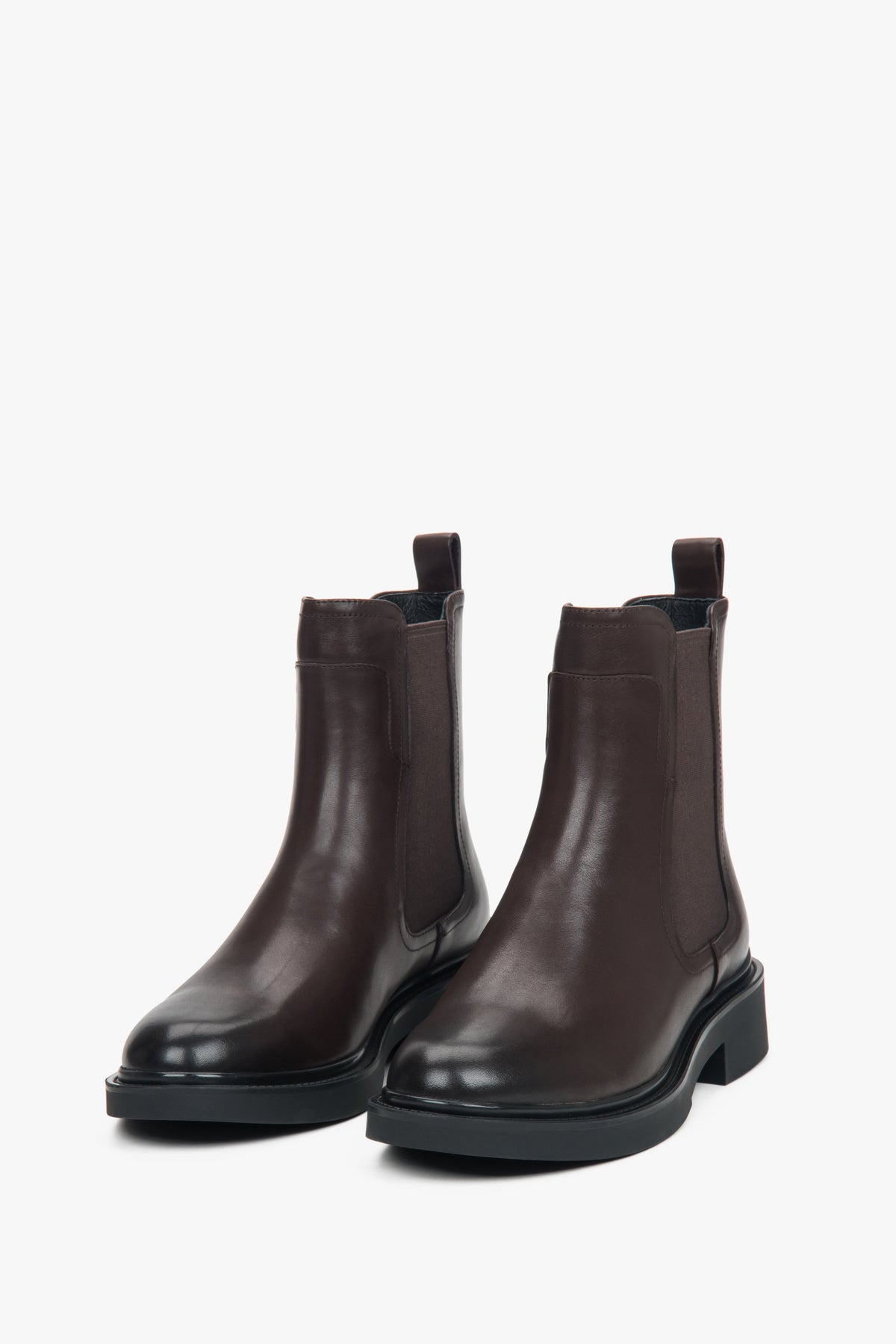 Women's classic dark brown Chelsea boots with light insulation Estro.
