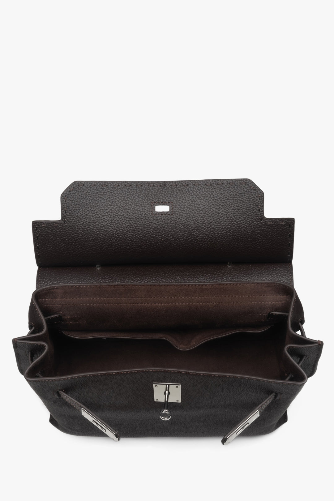 Estro women’s dark brown leather satchel bag in classic design.