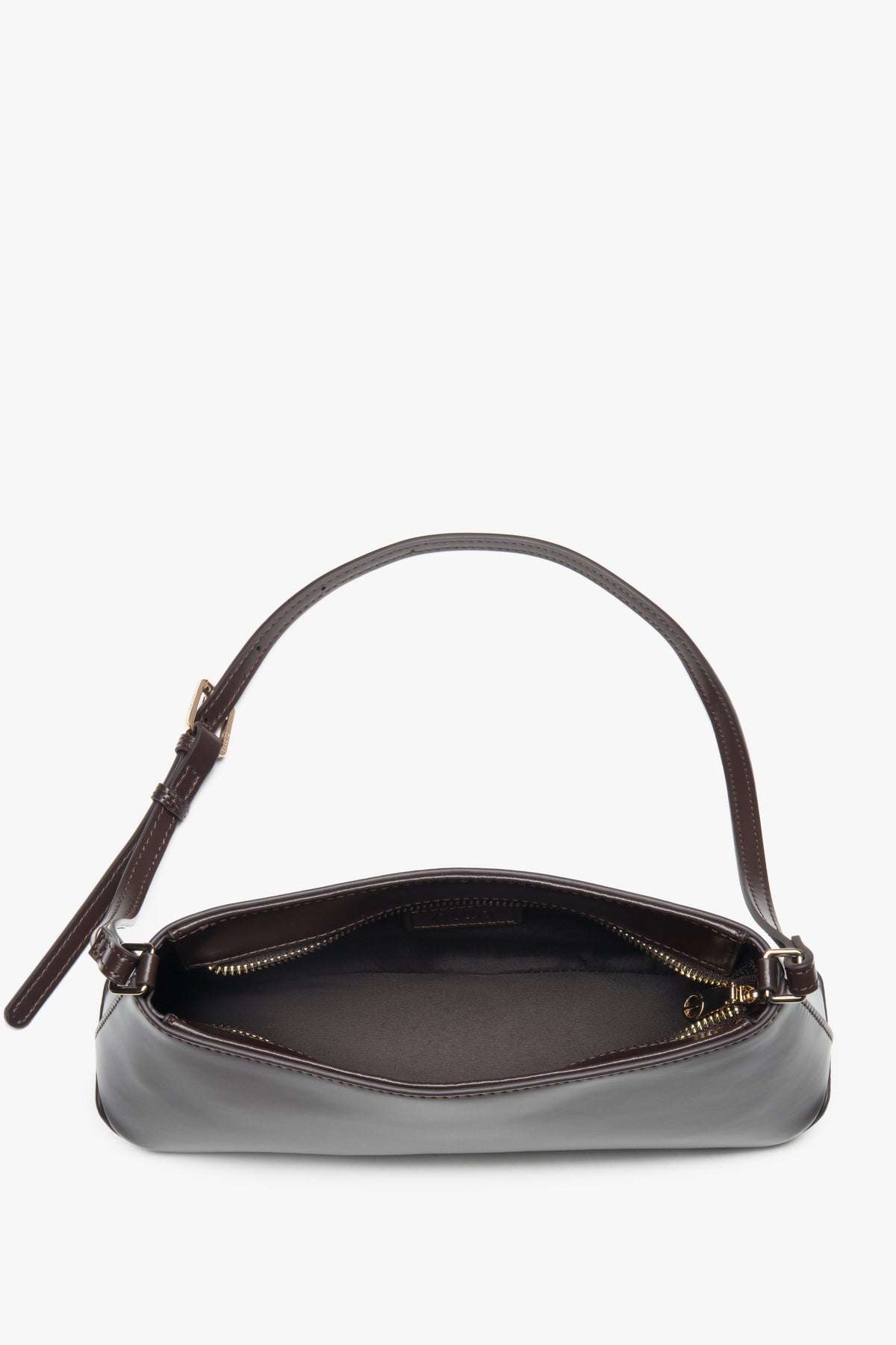 Dark brown, elegant women's shoulder bag made of natural leather, Estro.
