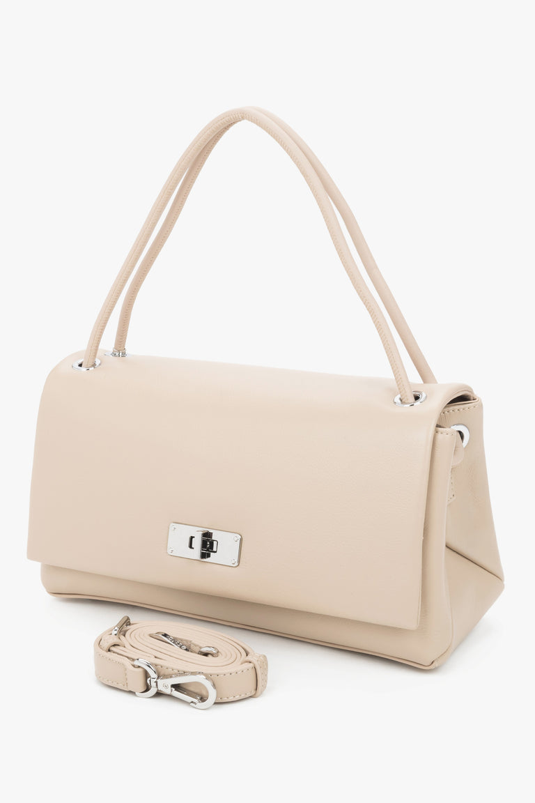 Compact beige women’s crossbody bag made of genuine leather by Estro.