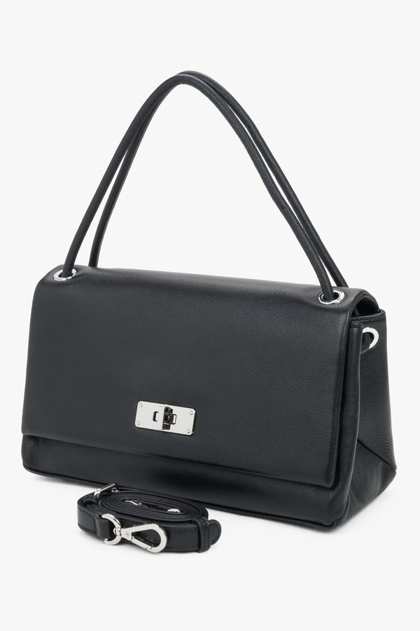 Compact black women’s crossbody bag made of genuine leather by Estro.
