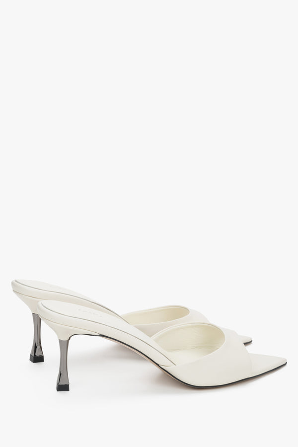 Side profile of women's cream beige leather heeled mules with stiletto heel
