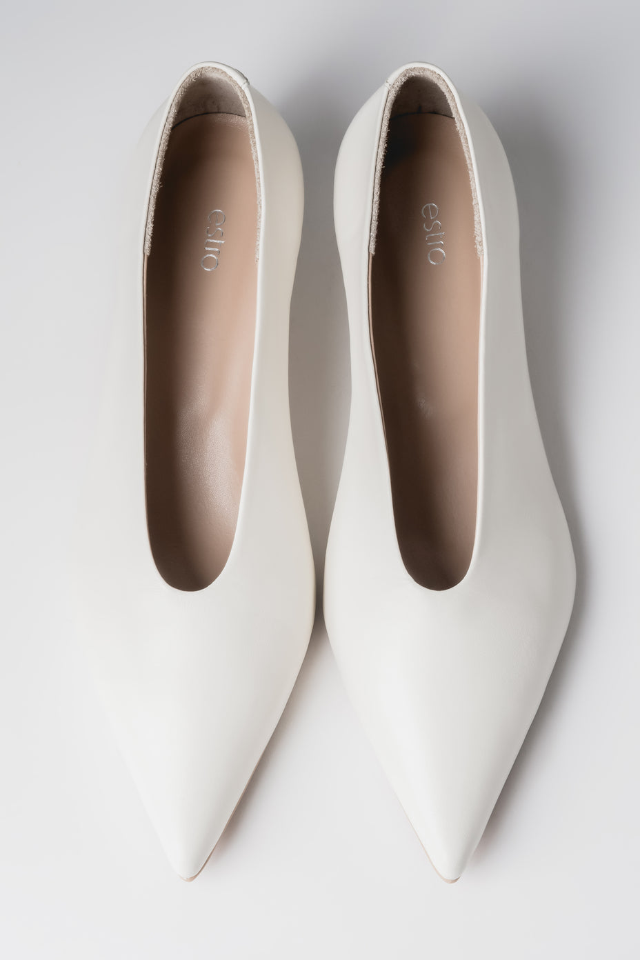 Women’s Cream Beige Leather Kitten Heels with Pointed Toe Estro ER00119754.