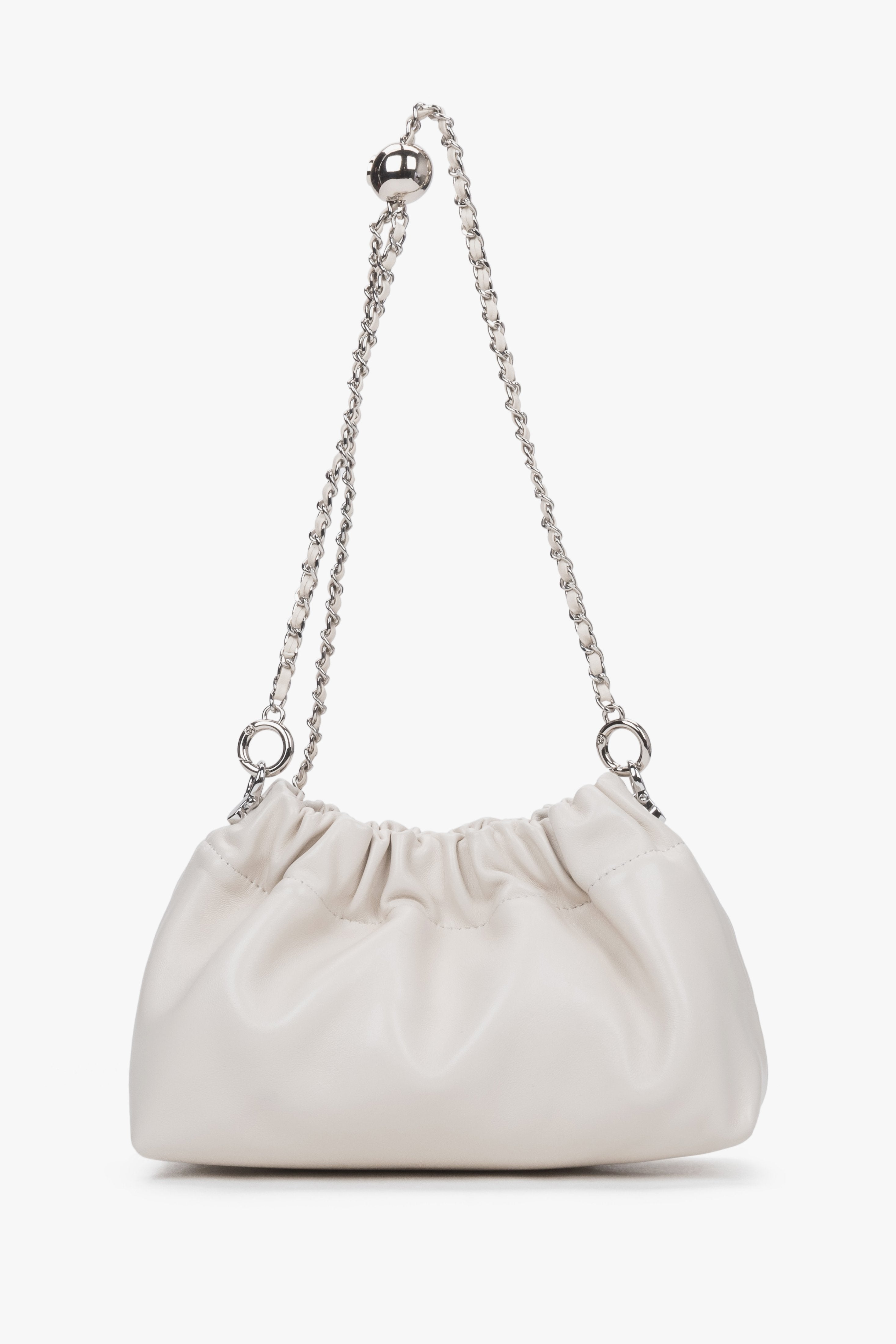 Front view of women's cream beige leather shoulder bag by Estro Selection