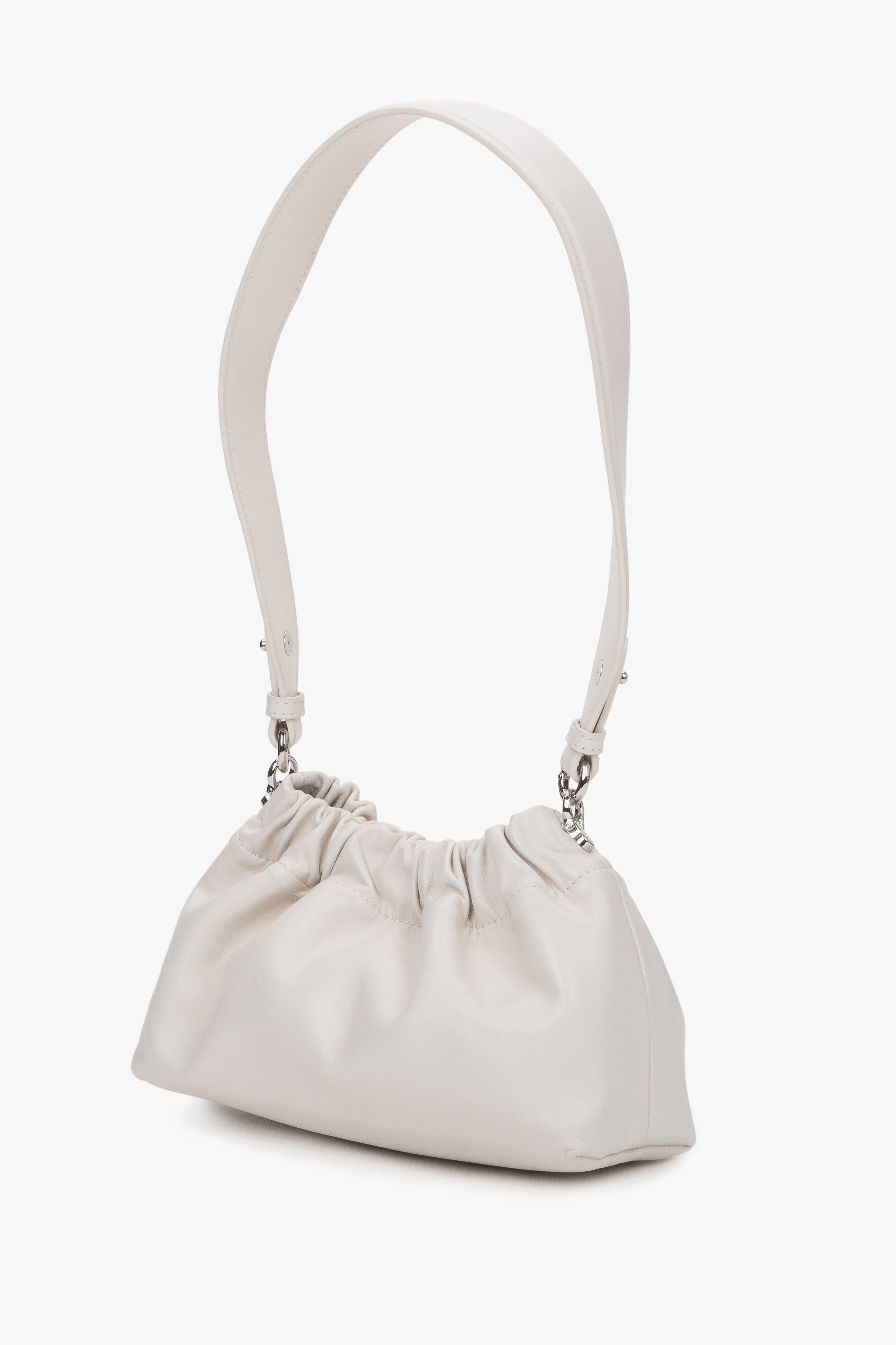 Women's cream beige leather shoulder bag with short handle by Estro Selection