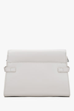 Back view of women's cream beige leather shoulder bag by Estro