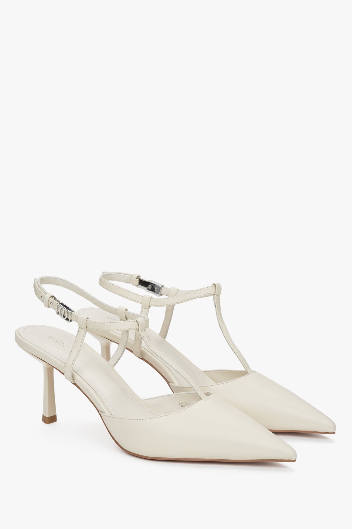Women's pointed toe stiletto slingbacks in cream beige leather Estro.