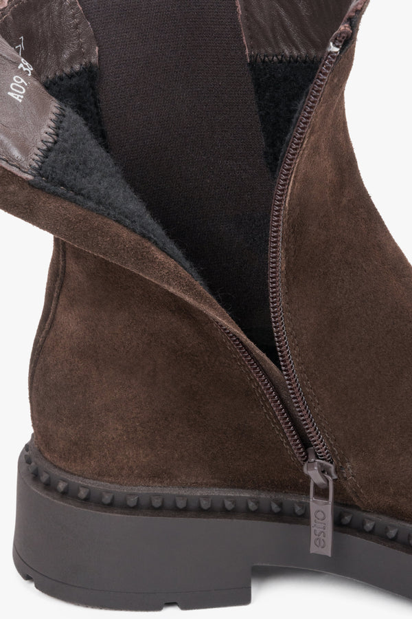 Elegant Estro women's ankle boots with a decorative strap, made of dark brown Italian velour.