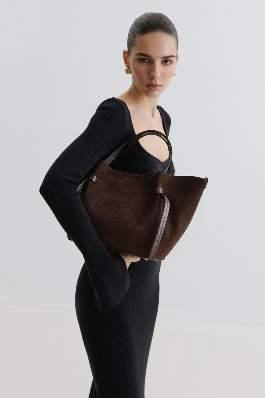 Women's Dark Brown Boat Bag made of Italian Genuine Premium Velour Estro ER00118158.