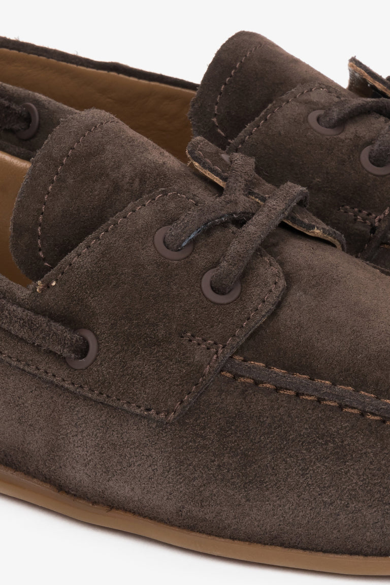 Women’s dark brown boat-style loafers by Estro, crafted from premium Italian velour leather.