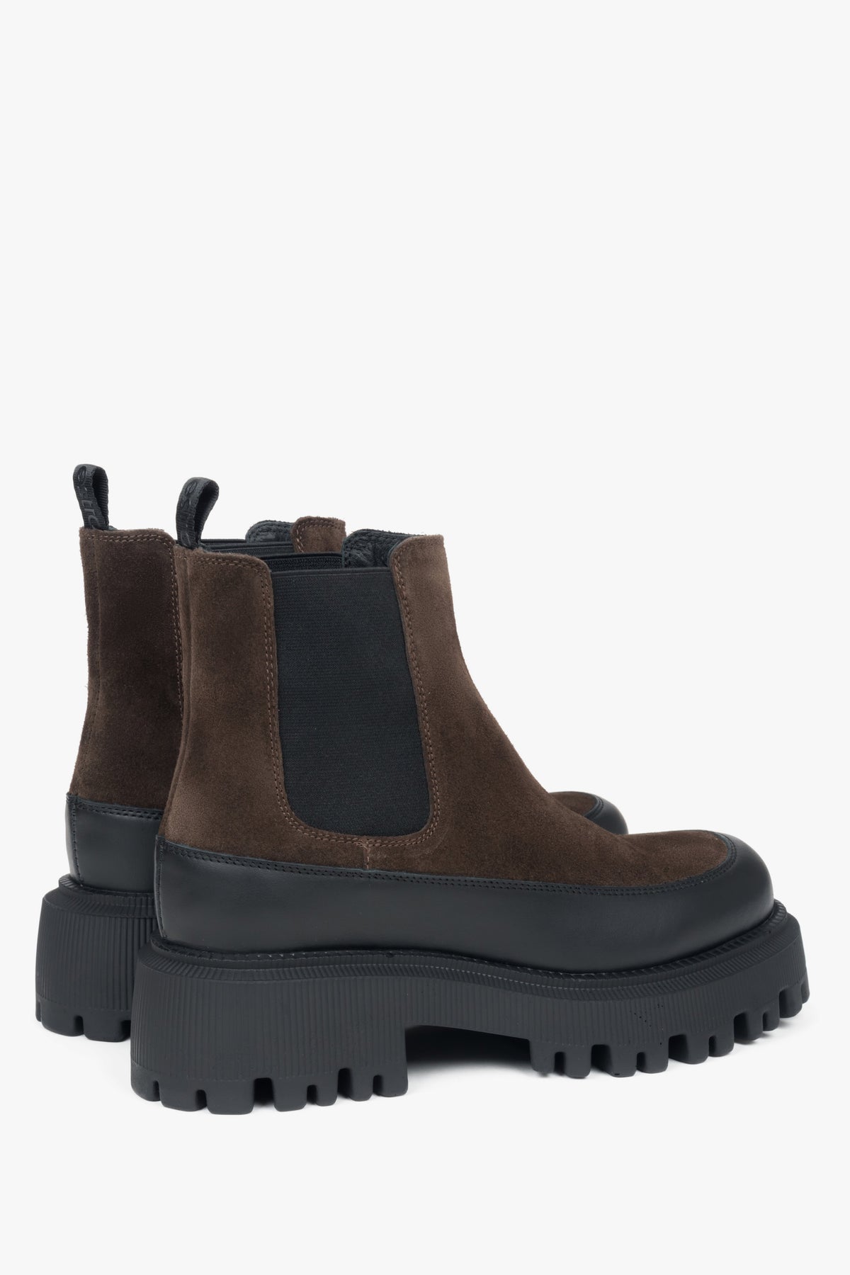 Estro – elevated women's Chelsea boots. Dark brown, premium genuine velour.