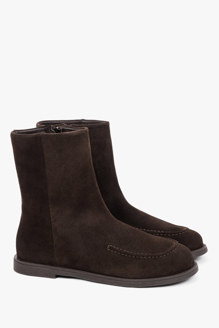 Dark brown women's flat ankle boots made of premium Italian natural suede.
