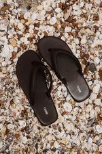 Women’s Dark Brown Flip-Flops made of Soft Genuine Leather Estro ER00119395