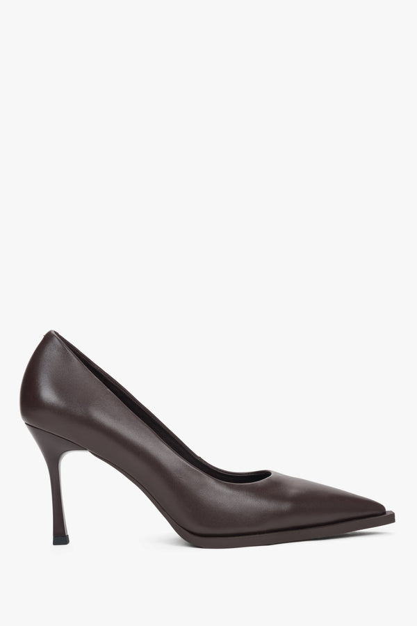 Women's Dark Brown Genuine Leather Pointed Toe Pumps Estro ER00117920.