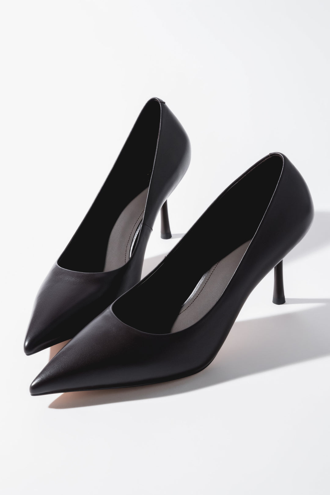 Women's Dark Brown Genuine Leather Pointed Toe Stiletto Pumps Estro ER00120512.