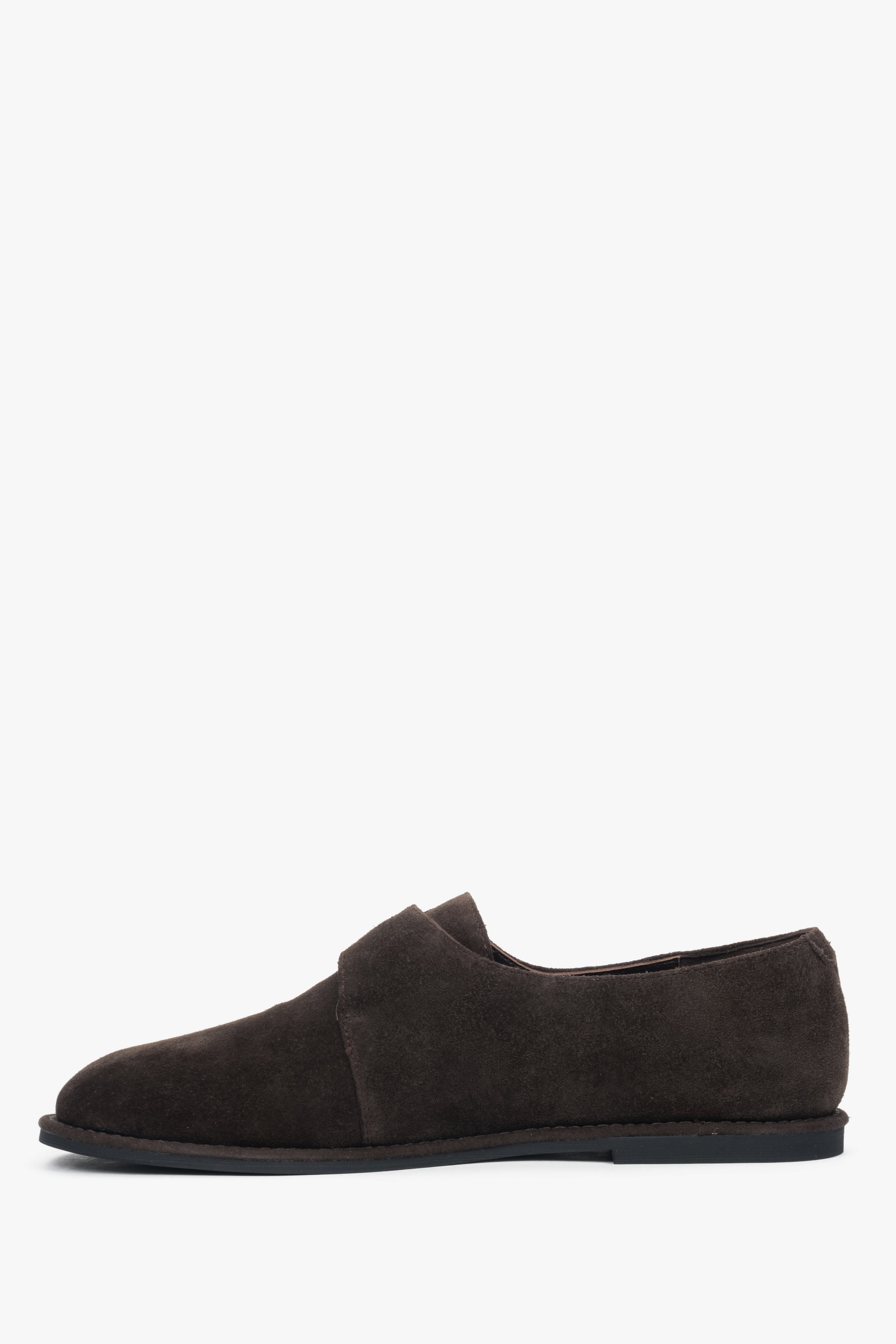 Women’s dark brown genuine velour shoes with a buckle fastening Estro.