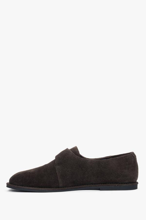 Women’s dark brown genuine velour shoes with a buckle fastening Estro.
