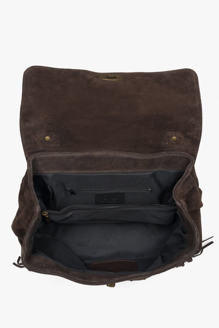 Women’s dark brown handy handbag with fringes made of genuine Italian velour Estro ER00118147.