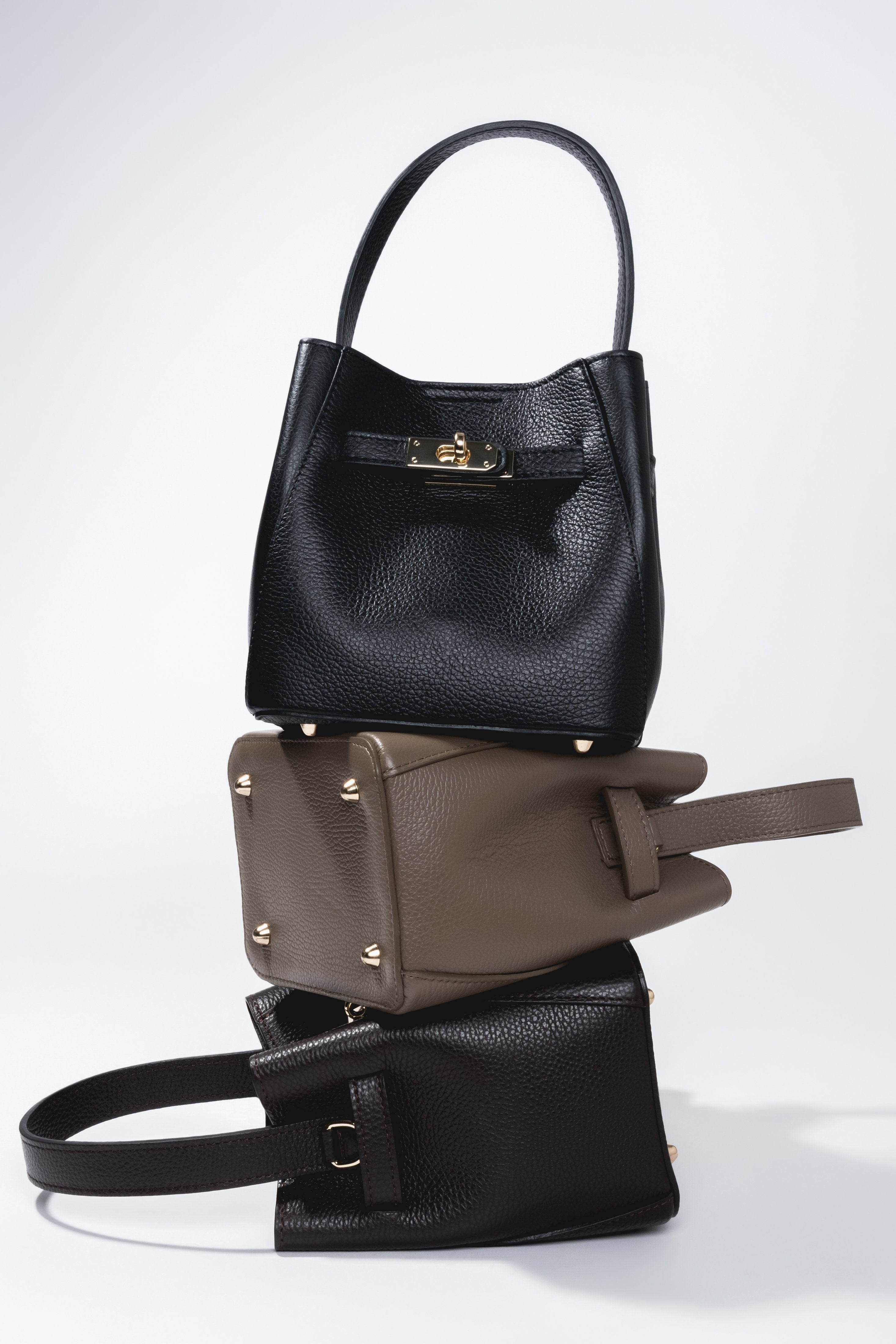 Women’s satchel bags made of Italian genuine leather Estro - color comparison.