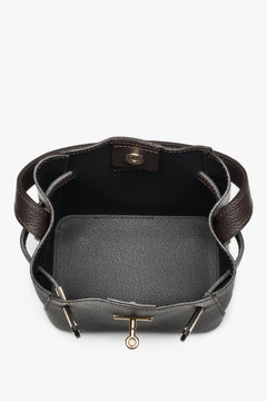 Handy women’s handbag in dark brown, satchel style, premium Italian leather.