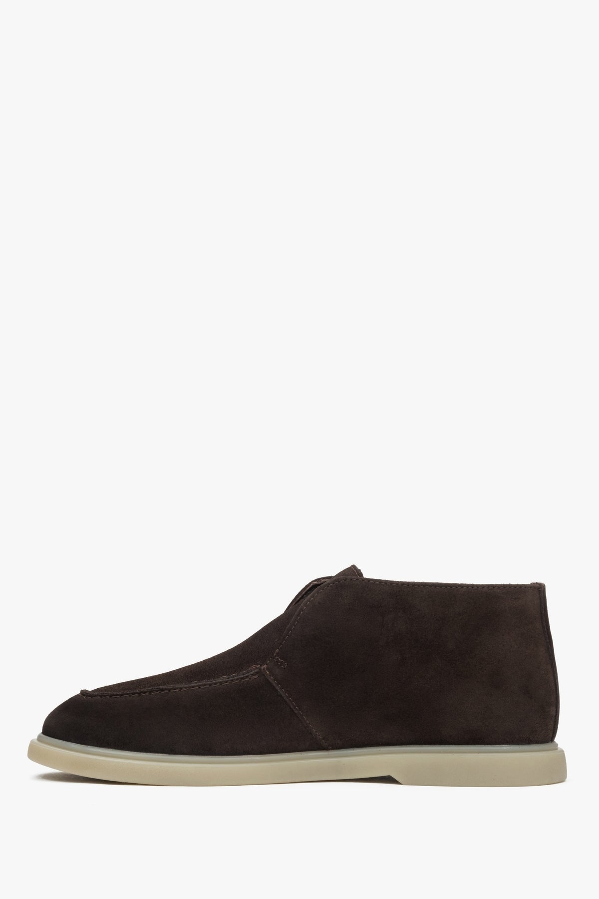 Women's platform loafers by Estro, crafted from premium dark brown Italian velour.
