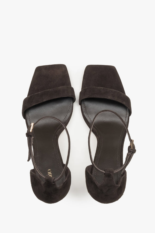 Soft insole made of genuine leather, ensuring hygiene and wearing comfort – top view.