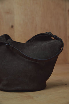 Women's Dark Brown Hobo Bag made of Italian Genuine Premium Velour Estro ER00118144